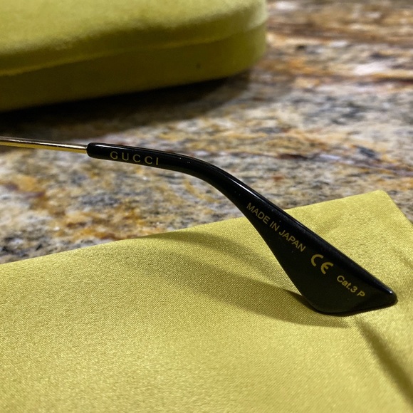 SOLD!! NEW, AUTHENTIC GUCCI GG0062S - Picture 8 of 8